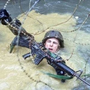 Meet your Posher, Robert