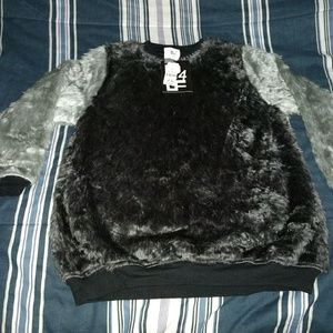 Ragged Priest for LF Faux Fur Sweatshirt