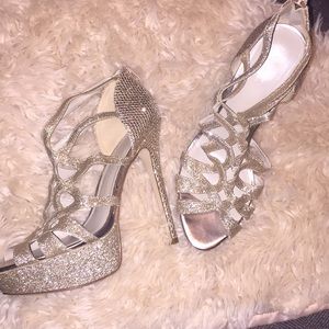 Special occasion/prom/formal 5in glittery heels