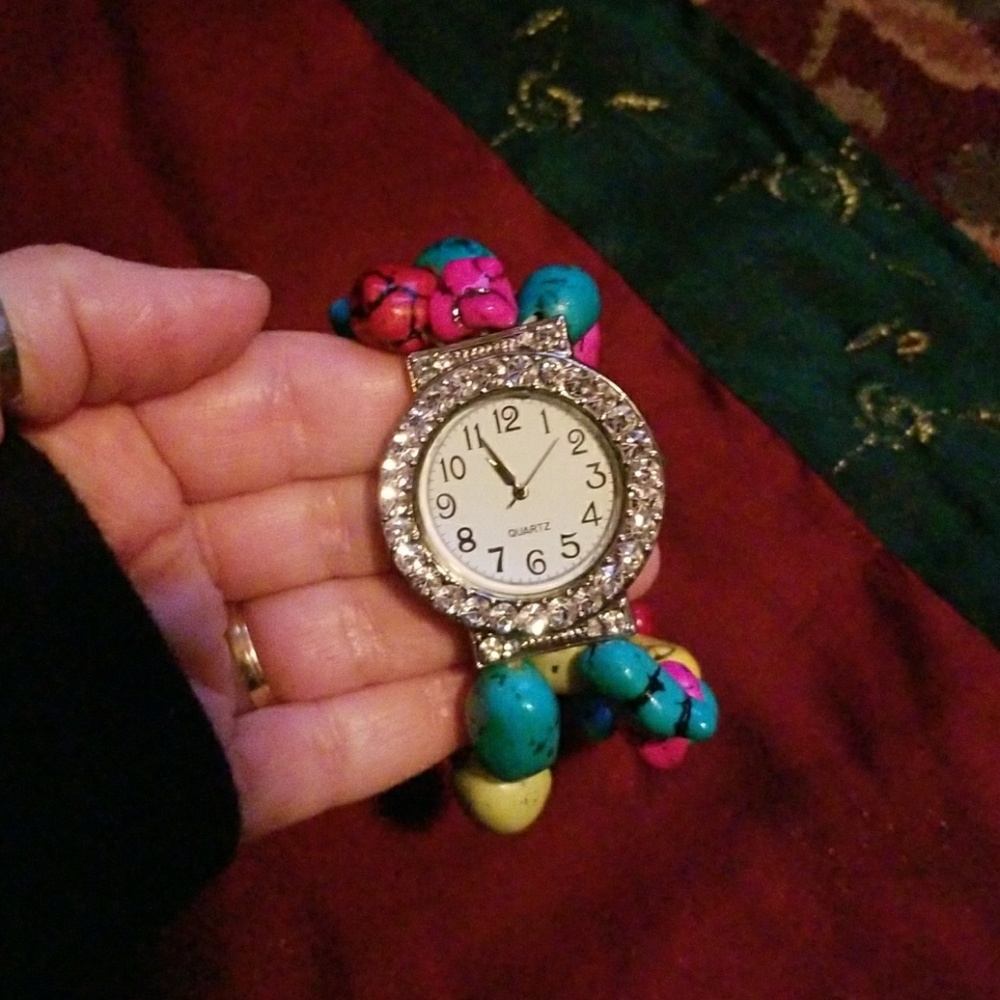 Super Cute watch! I never wore. EEUC