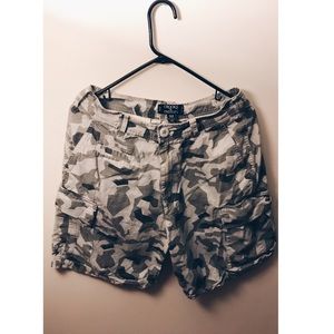 Camo pants