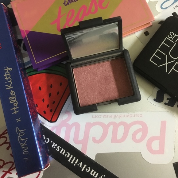 NARS LIMITED EDITION BLUSH IN GOULUE - Picture 5 of 6