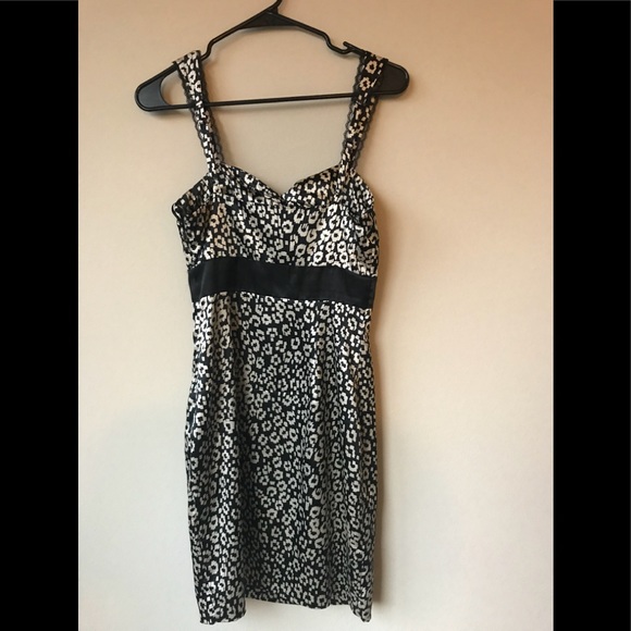 Guess Pin Up style Dress - Picture 5 of 9