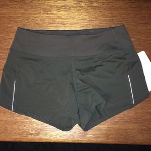 Lululemon "Morning Miles Short"