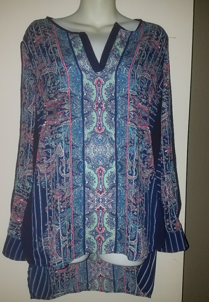 Signature Studio Blouse