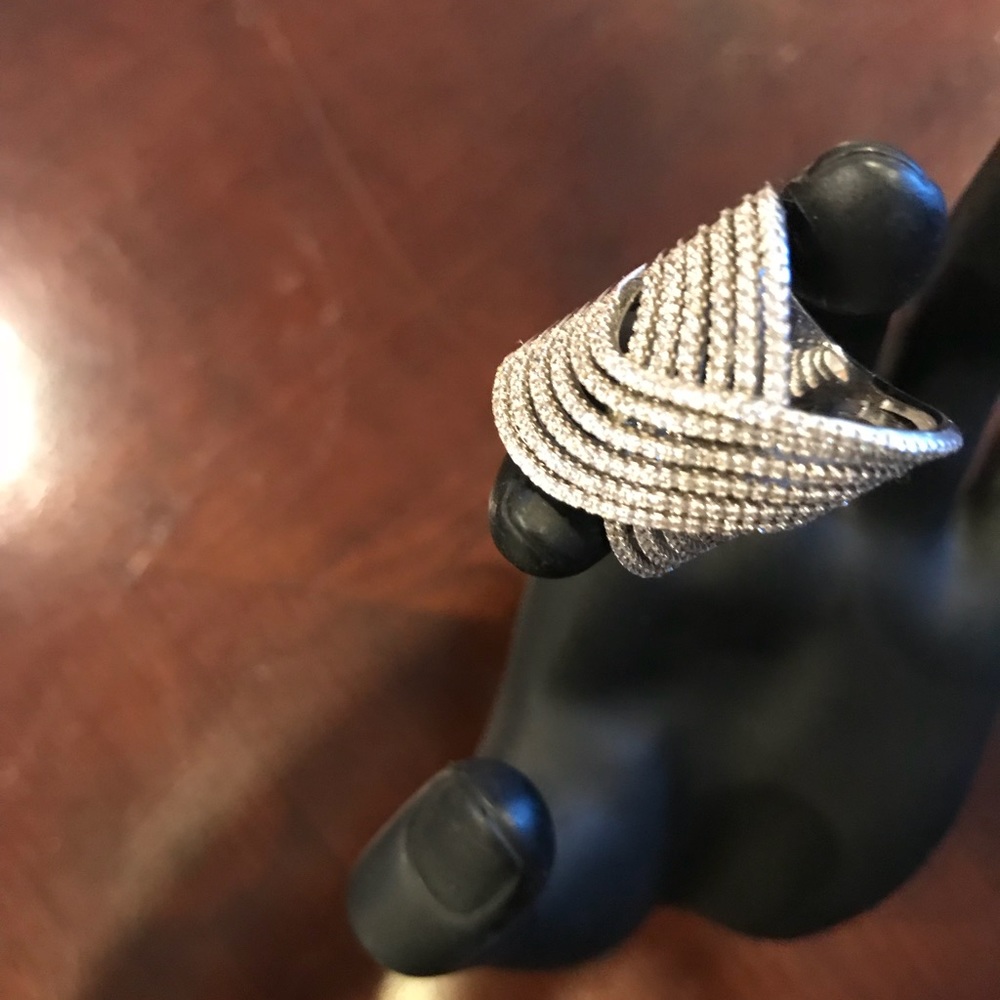 Sterling silver ring - Picture 2 of 2