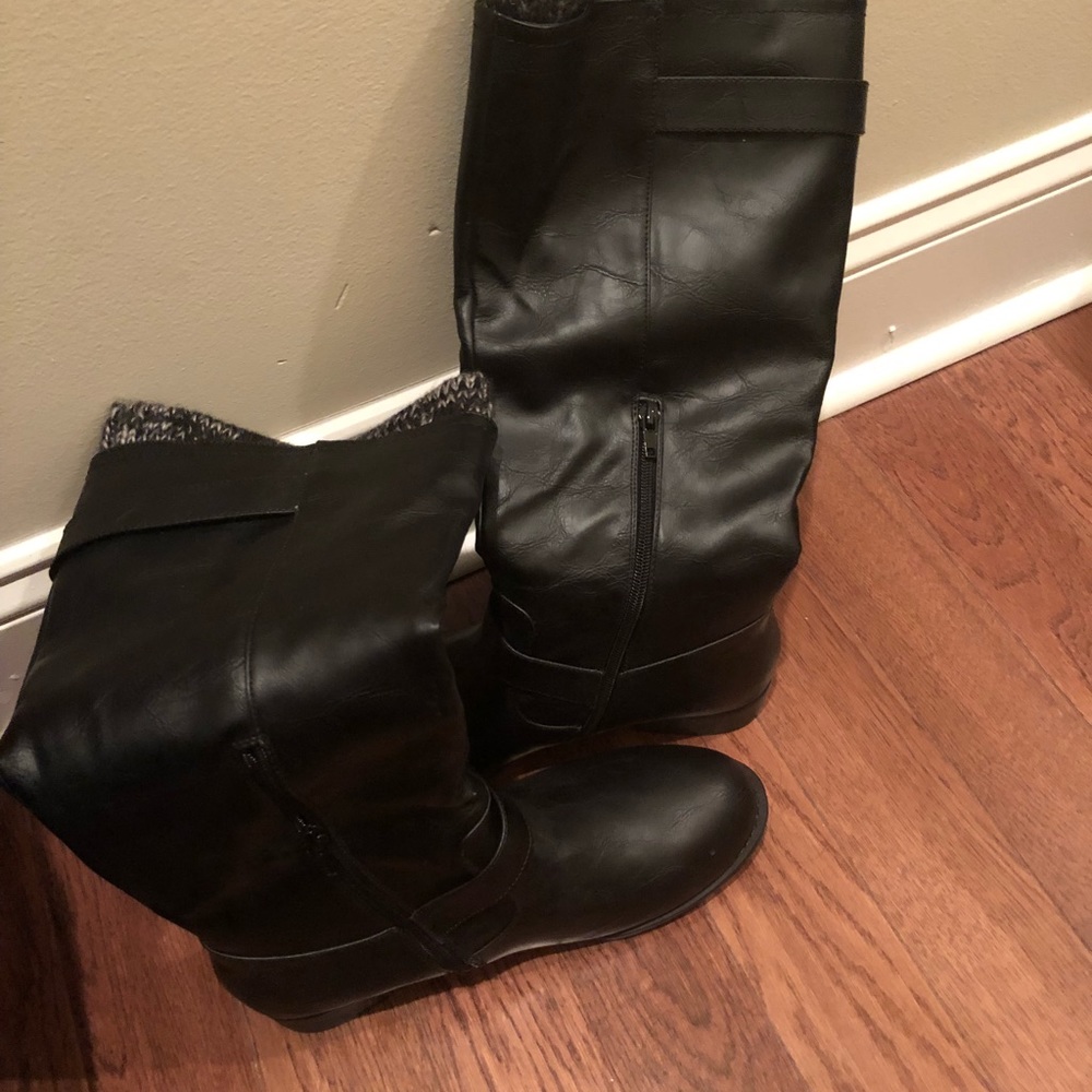 Boots- size 10