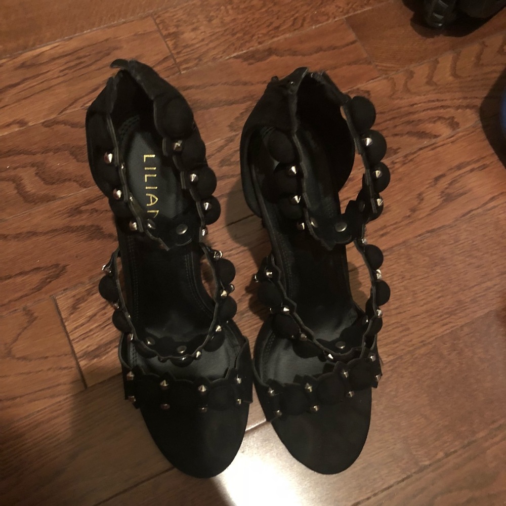 Sandal heels