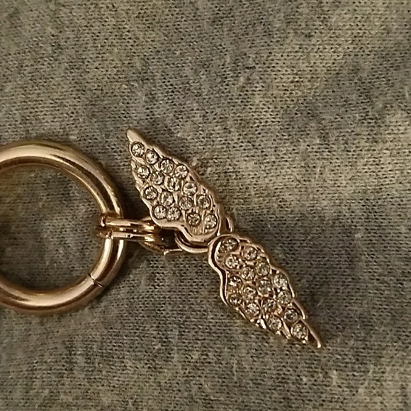 **CLOSET CLEAR OUT SALE!Victoria's secret bracelet - Picture 4 of 4