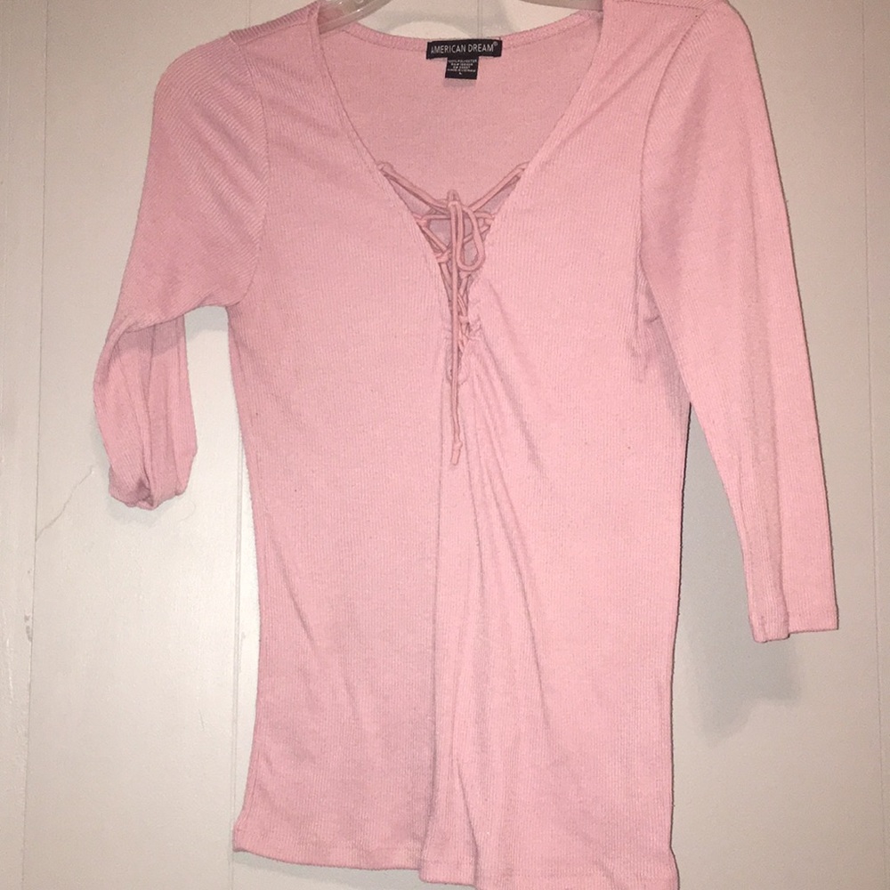 Light pink quarter sleeve lace up top