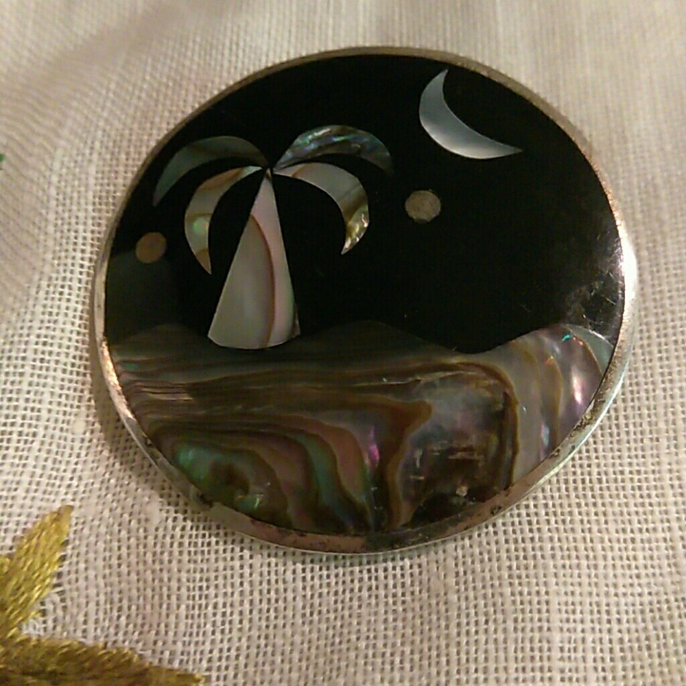 Pendant  and brooche  Vintage