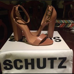 Schutz Enida desert leathe ankle strap chunky heel