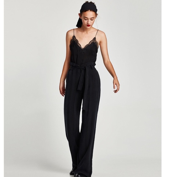 Zara Pants - Picture 2 of 7