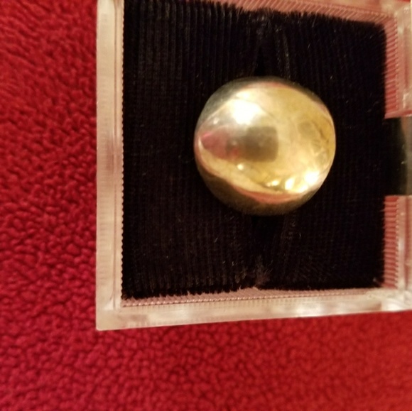 RING - Picture 3 of 3