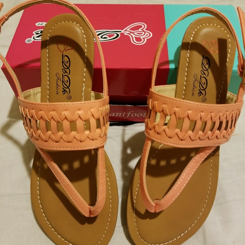 DbDb Fashions Sandal