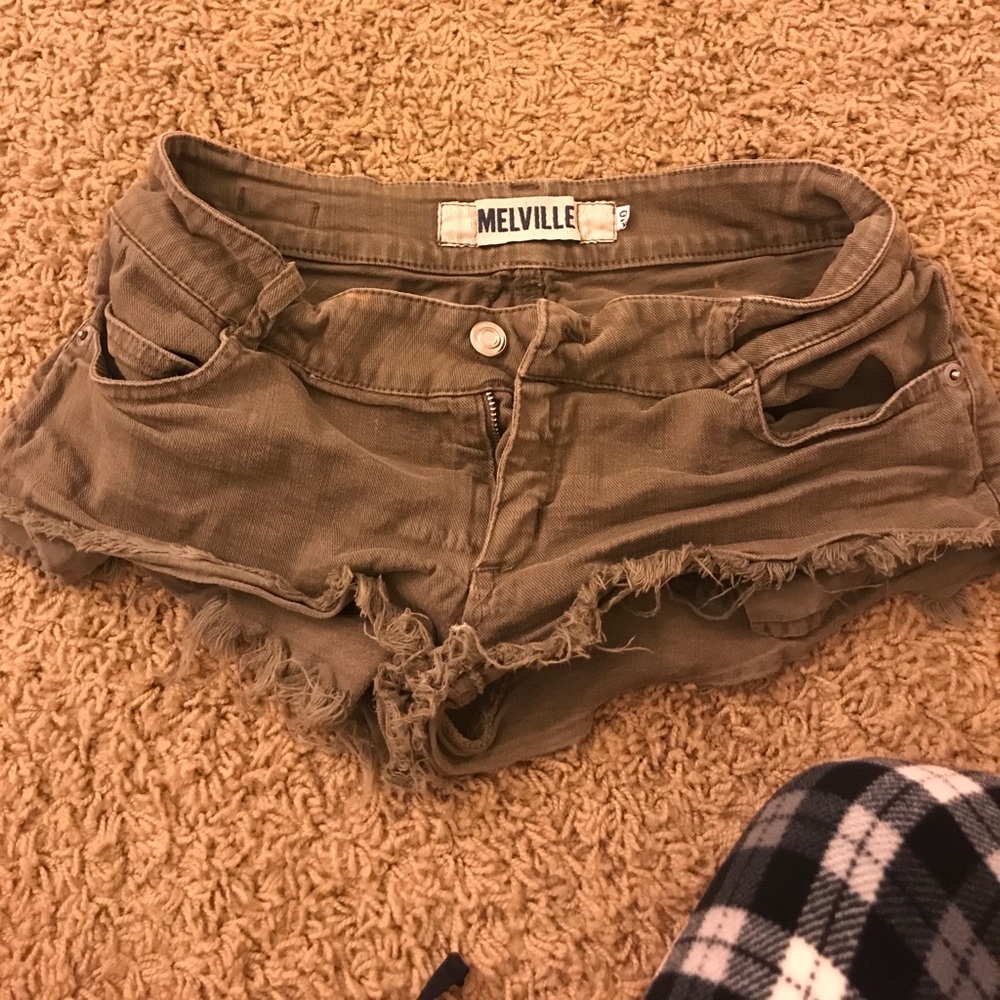 Brandy Melville shorts