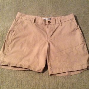 Khaki cream color shorts
