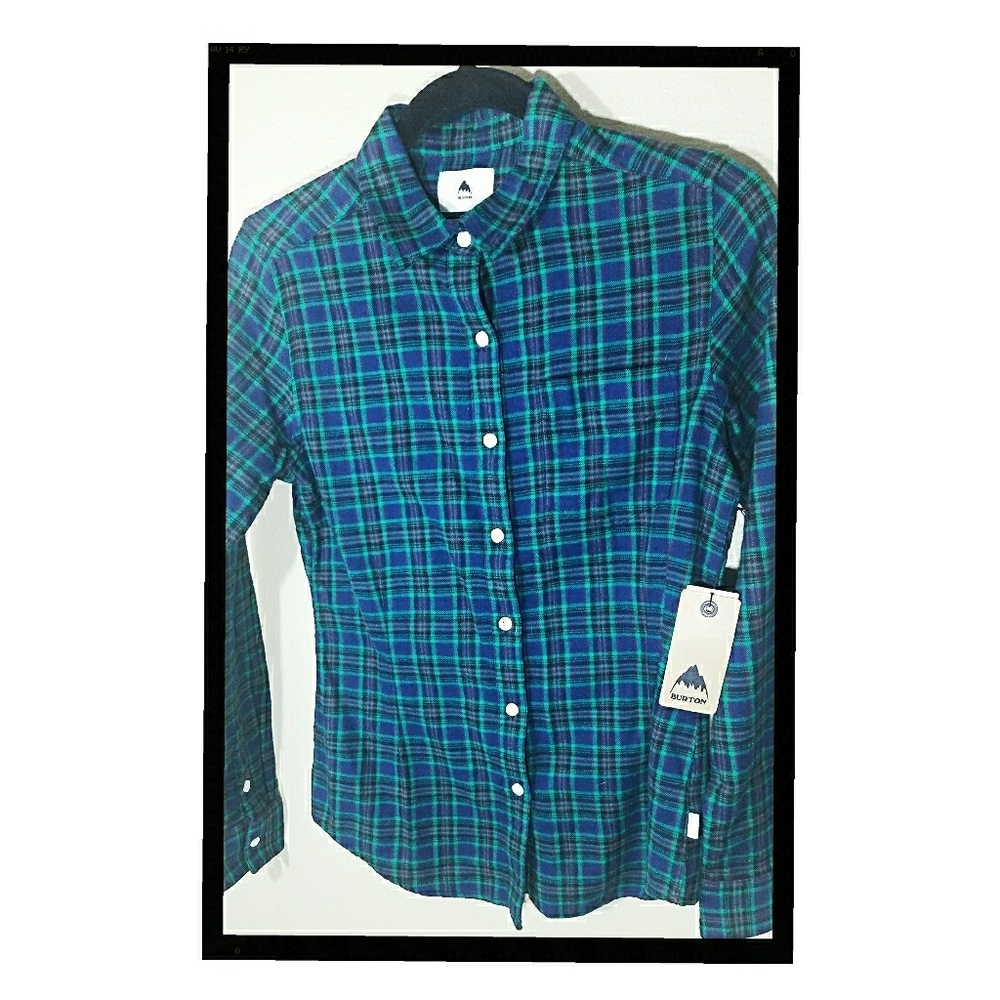 NWT. BURTON flannel shirt........size S - Picture 1 of 3