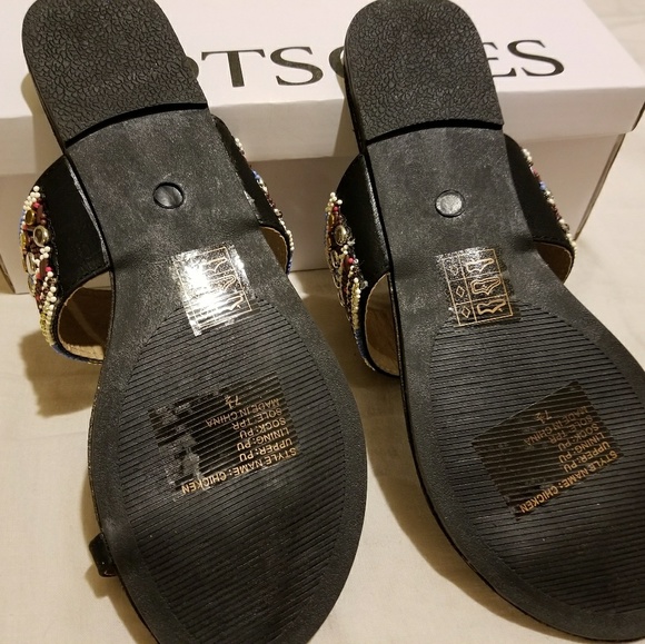 Hotsoles Sandals - Picture 4 of 5