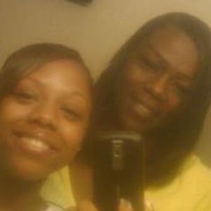 Meet your Posher, Tonya