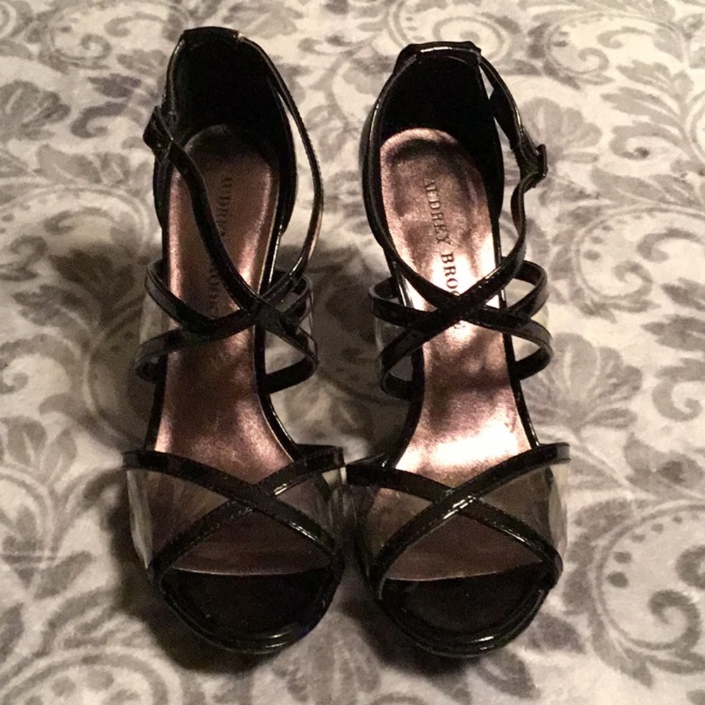 Audrey Brooke patent leather cut out heels
