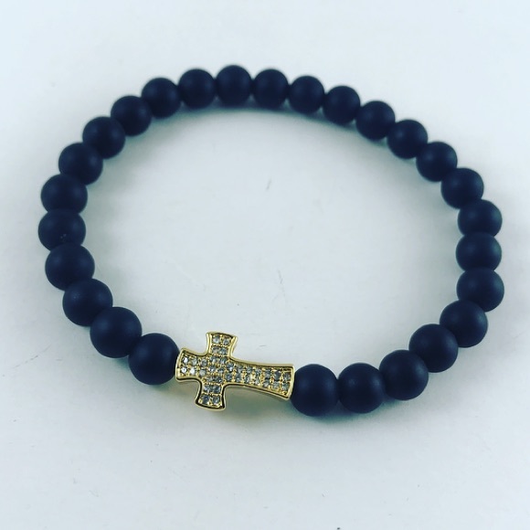 Men or women Yellow gold plated cz cross bracelet - Picture 4 of 9