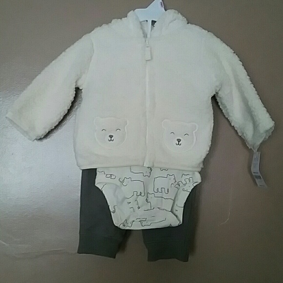 ❄Carter's Three Piece Polar Bear Set❄ - Picture 2 of 8