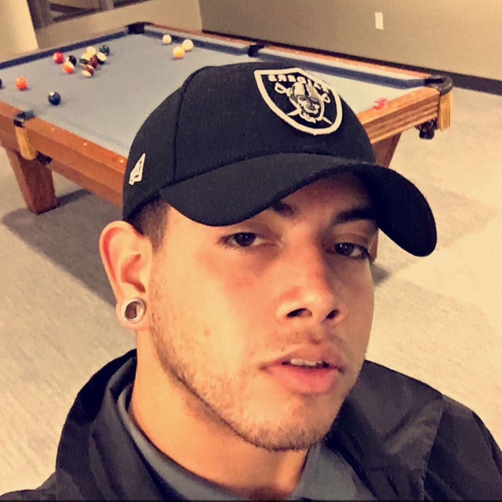 Meet your Posher, Noah