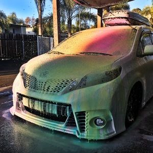 Meet your Posher, Aaron