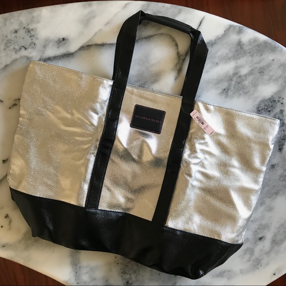 Victoria’s Secret Tote bag w/ zipper