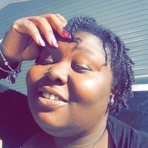 Meet your Posher, Lateefah