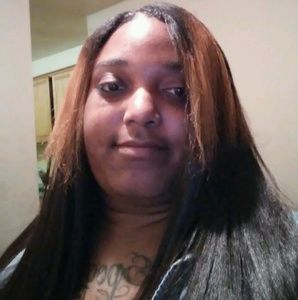 Meet your Posher, Lucretia