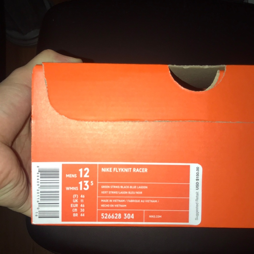 Nike Flyknit Racer - Picture 2 of 2