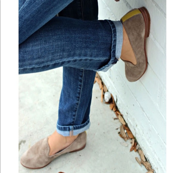 Smoking Flat Slip-On Leather Loafer - Picture 4 of 8