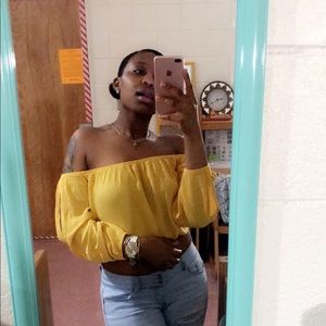 Meet your Posher, Chrishana