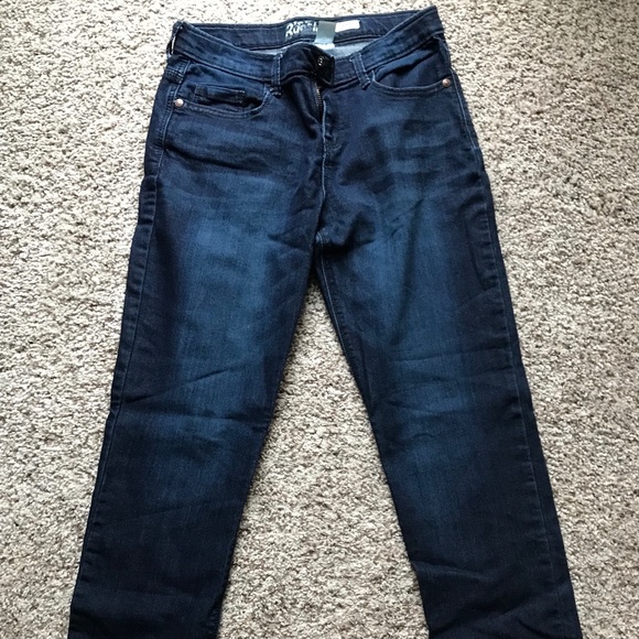 OshKosh Jeans - Picture 1 of 3