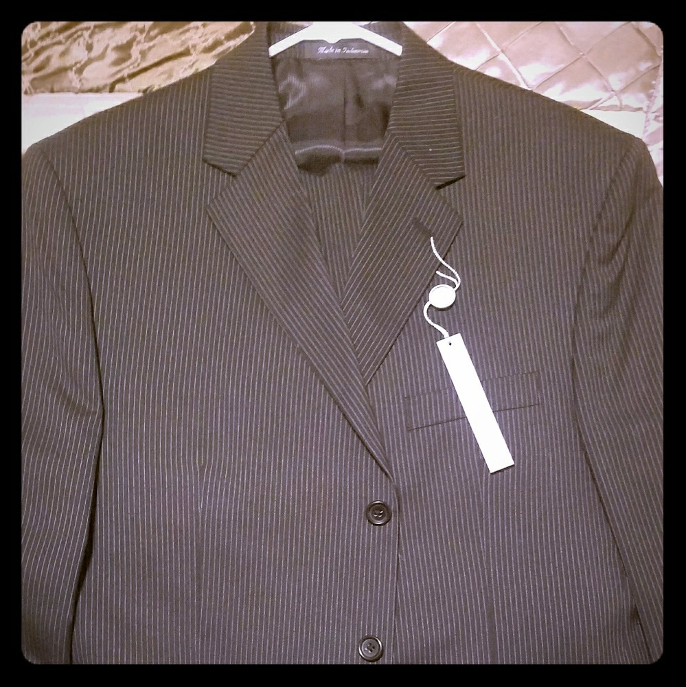 Men's suit jacket and pants