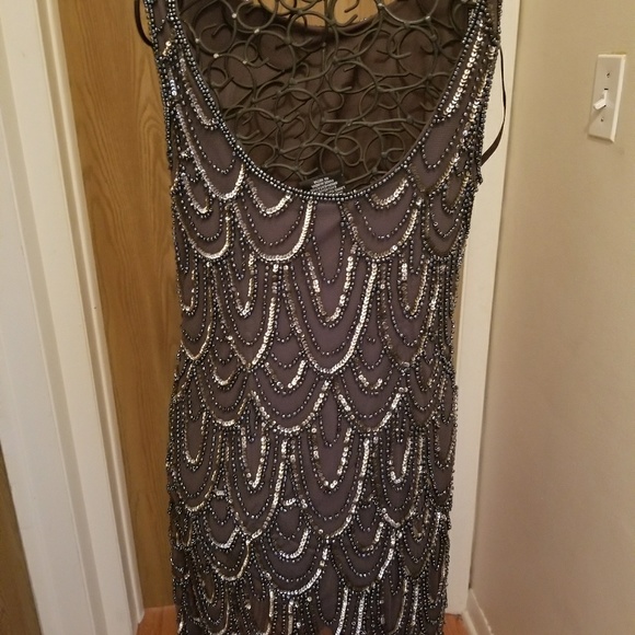 short dress - Picture 2 of 4