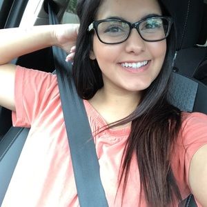 Meet your Posher, Kelsey