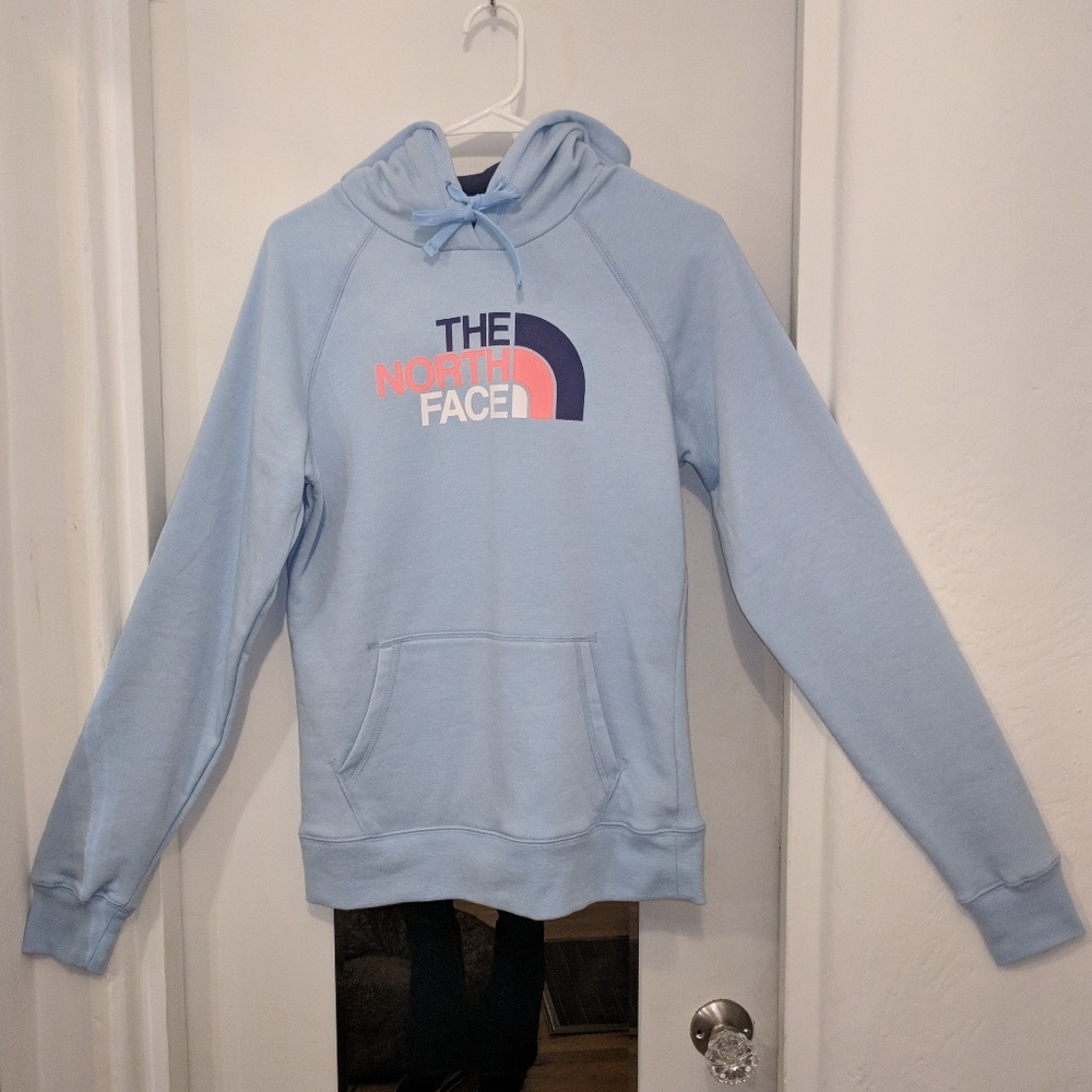 🚫Sold💕NWT North Face Hoodie Baby Blue Med - Picture 2 of 8