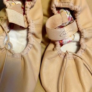 Capezio Girls leather Ballet NWOT