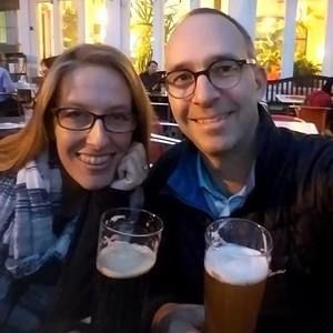 Meet your Posher, Lara