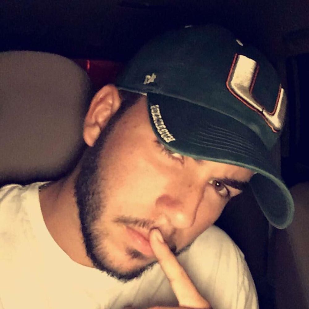 Meet your Posher, Jose luis