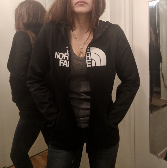 🚫Sold💕The North Face Zip Up Hoodie - Picture 2 of 8