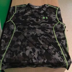 camo under armour performance tshirt