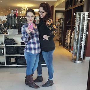 Meet your Posher, Rebecca