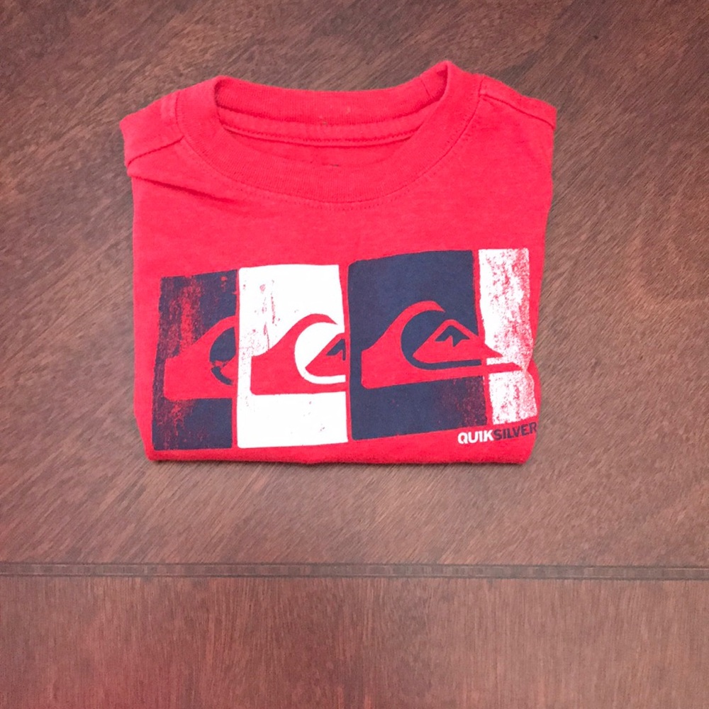Boys Quiksilver t-shirt