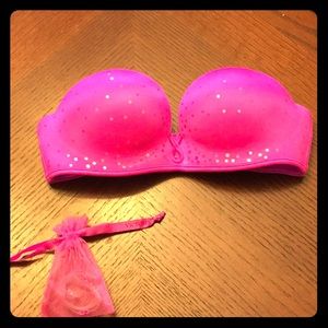 Strapless Victoria Secret Bra- Never worn.
