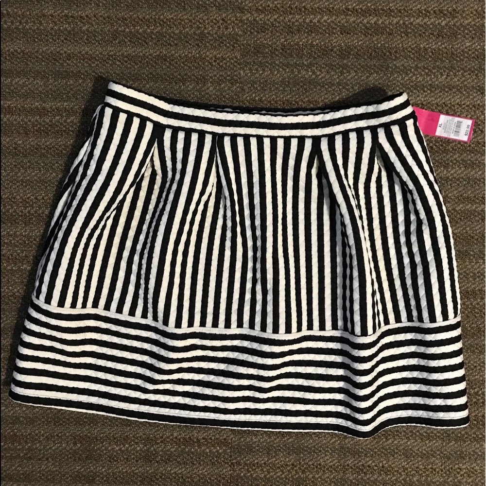 XHILARATION SKIRT