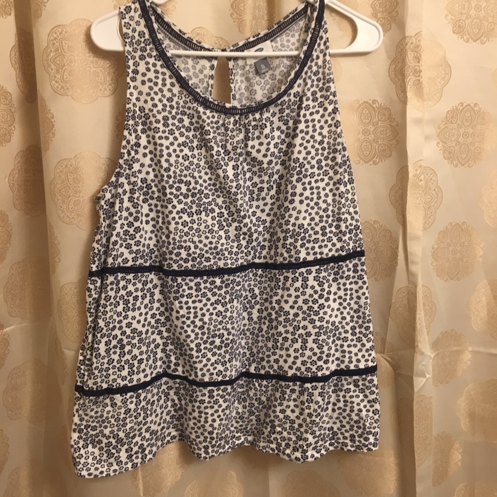 Old Navy sleeveless top